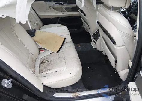 2016 BMW 740I из США, поврежденный, VIN WBA7E2C52GG547143